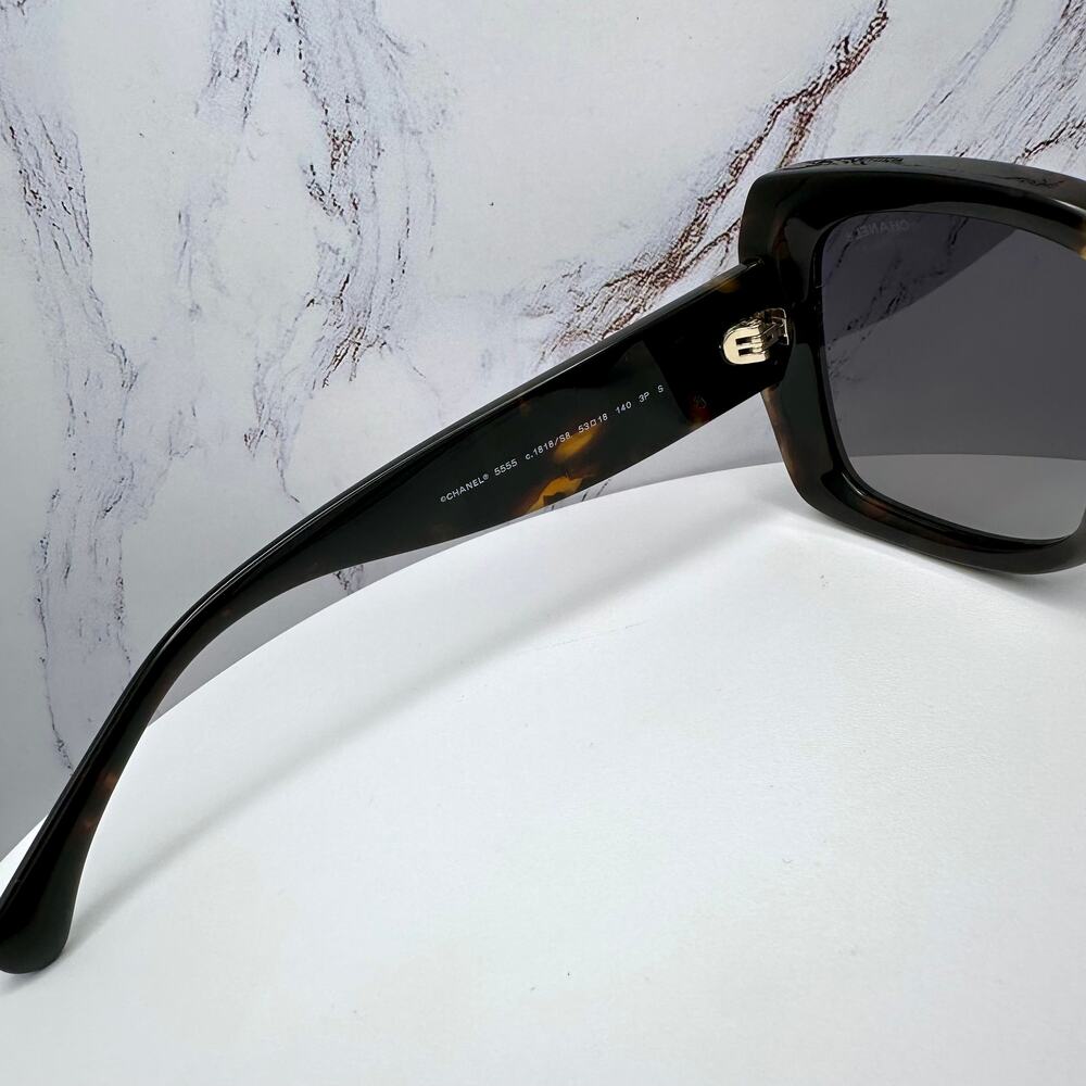 New CHANEL Sunglasses Brown Acetate Tortoise Square Gold Metal Chain CC - Picture 14 of 16